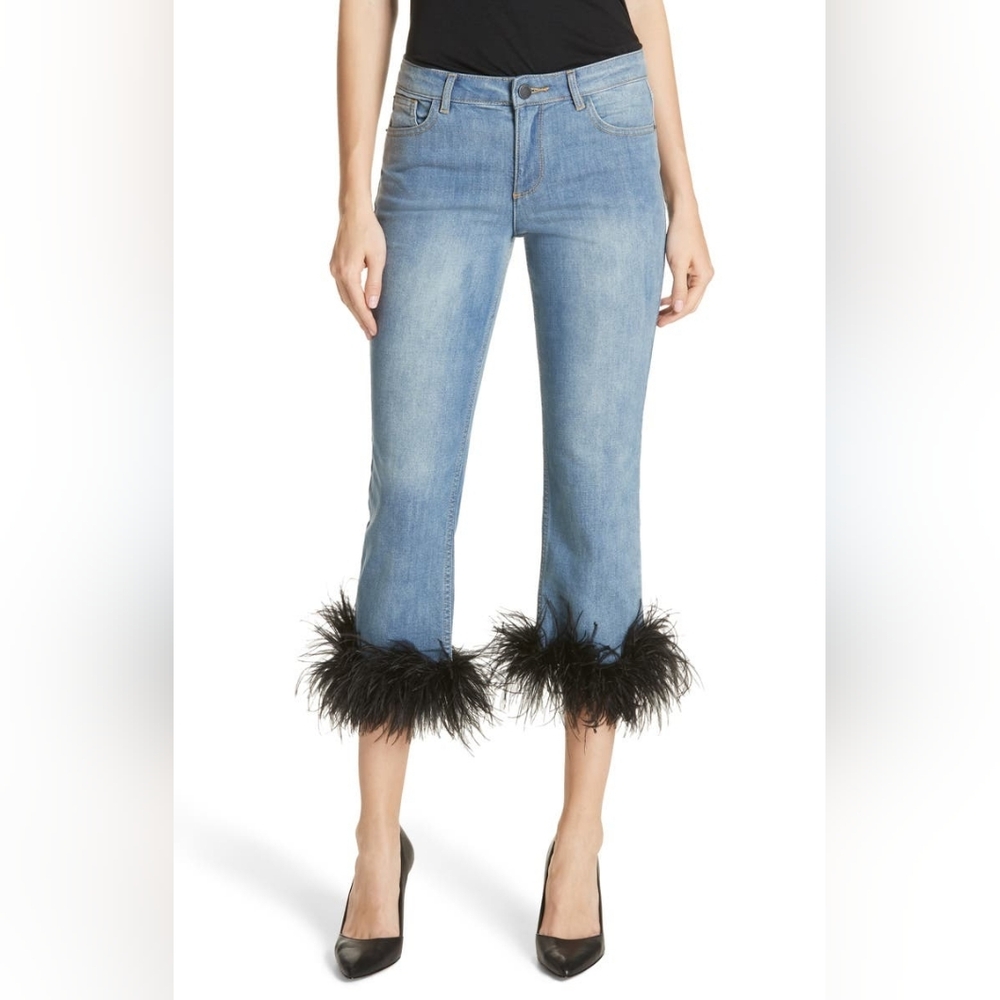 NWT Alice + Olivia Tasha Cropped Feather Hem Jeans 26